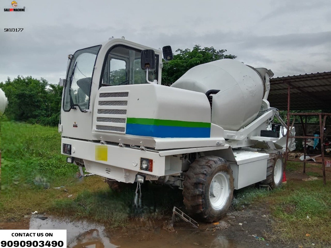 SELF LOADING CONCRETE MIXER