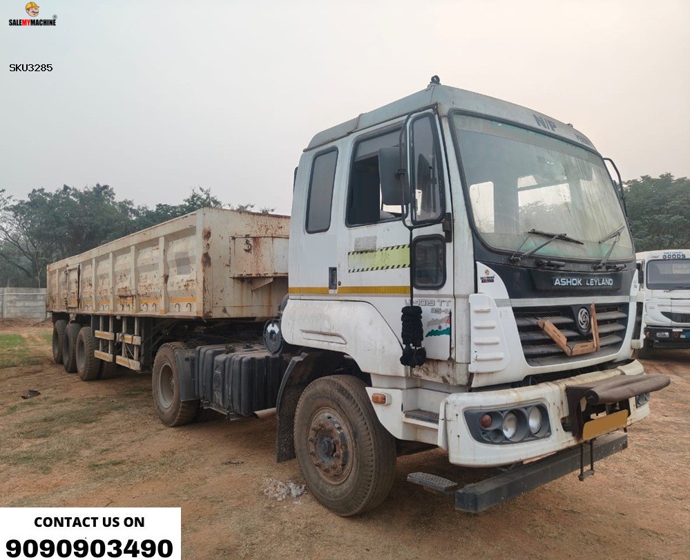 18 WHEELER CAB WITH TRAILER