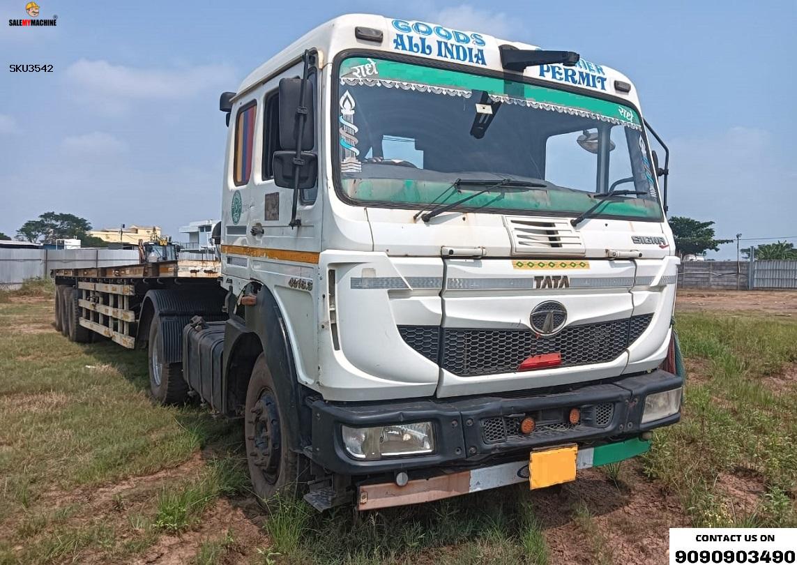 USED FLATBED TRAILER (sold)